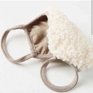 Anthropologie Sherpa Face Mask, Reversible